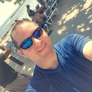 Meet your Posher, Curtis